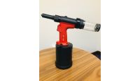 Riveting Tool - Pneumatic - With Vacuum - 4.8mm-6.4mm