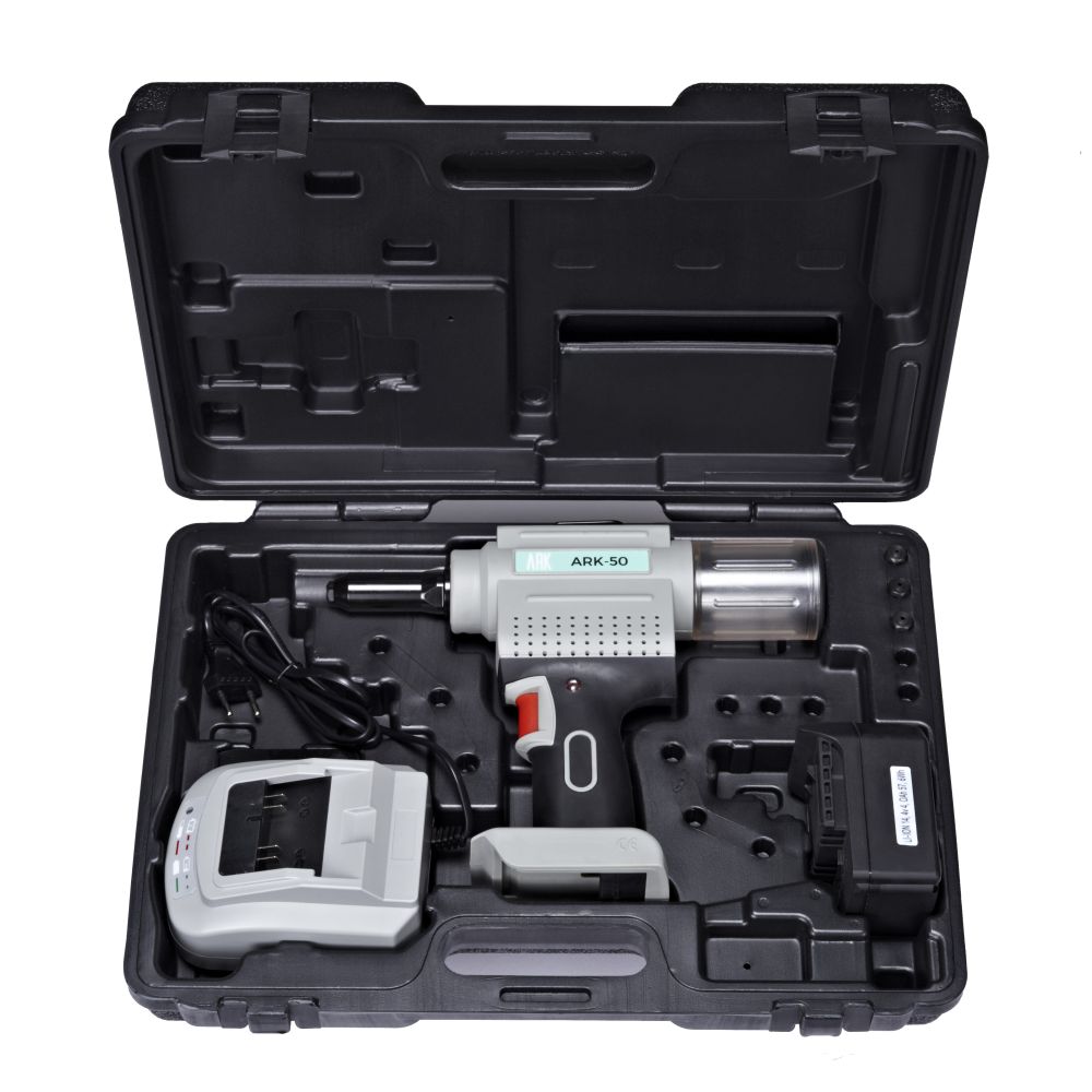 Rivet Tool - Battery Powered - 2.4mm-5.0mm